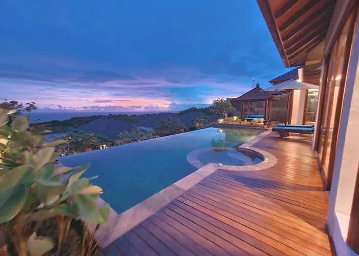 Unobstructed 2 Bedrooms Ocean View *